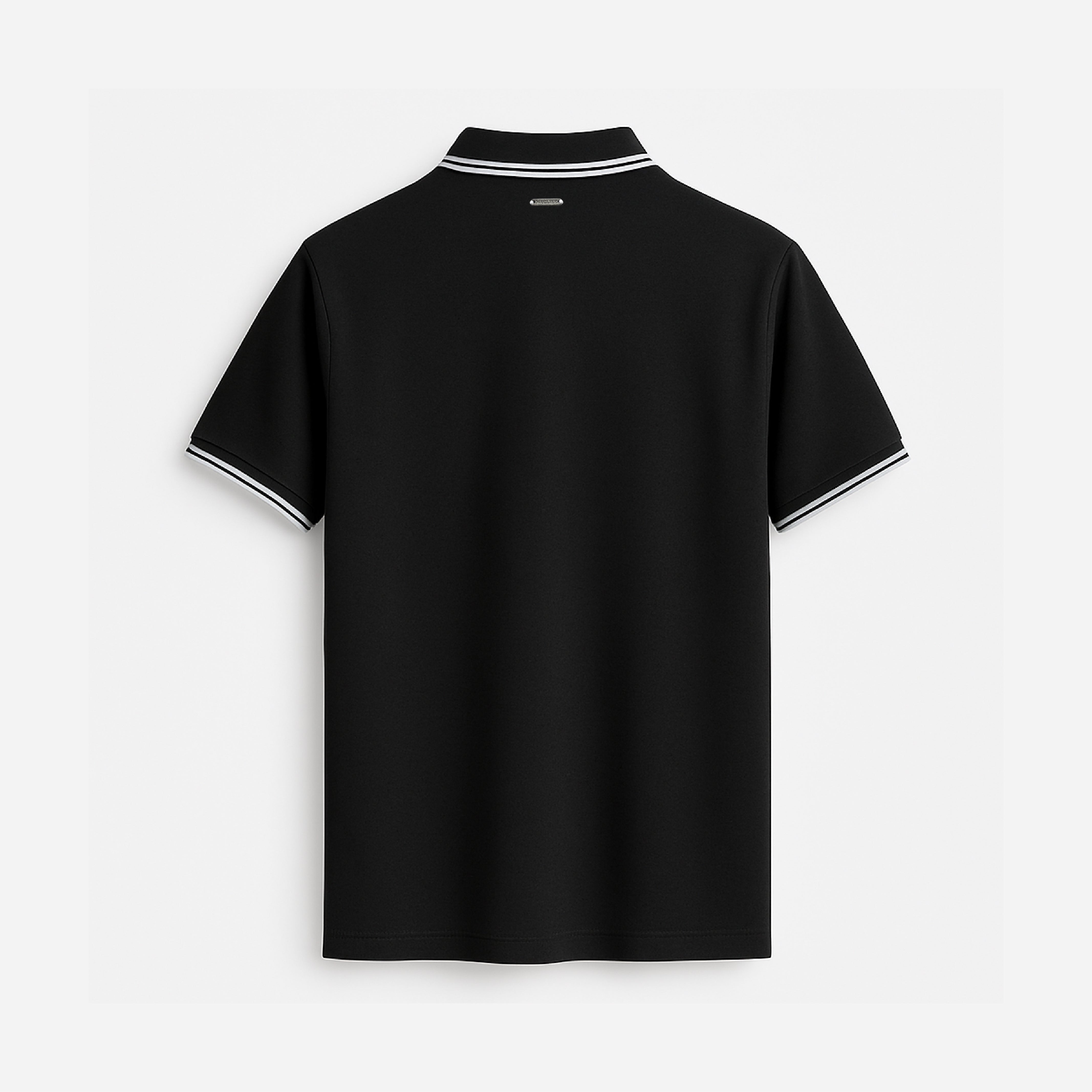 POLO BLACK CON PLACA Y CREMALLERA