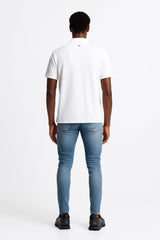 POLO WHITE CON PLACA