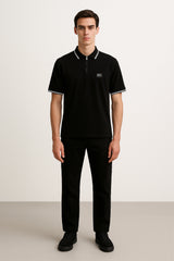 POLO BLACK CON PLACA Y CREMALLERA
