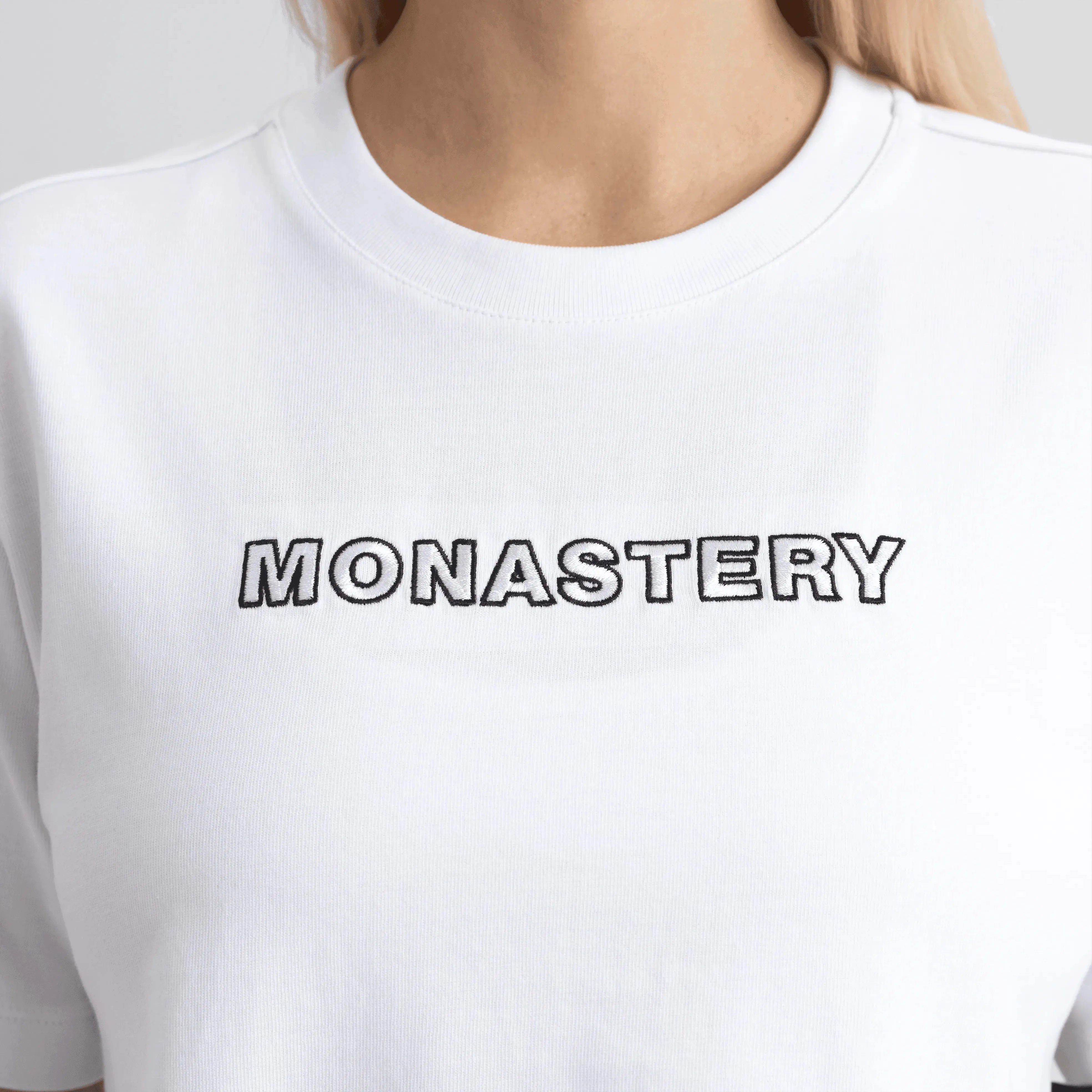 LYKAN CROP TOP WHITE - Monastery