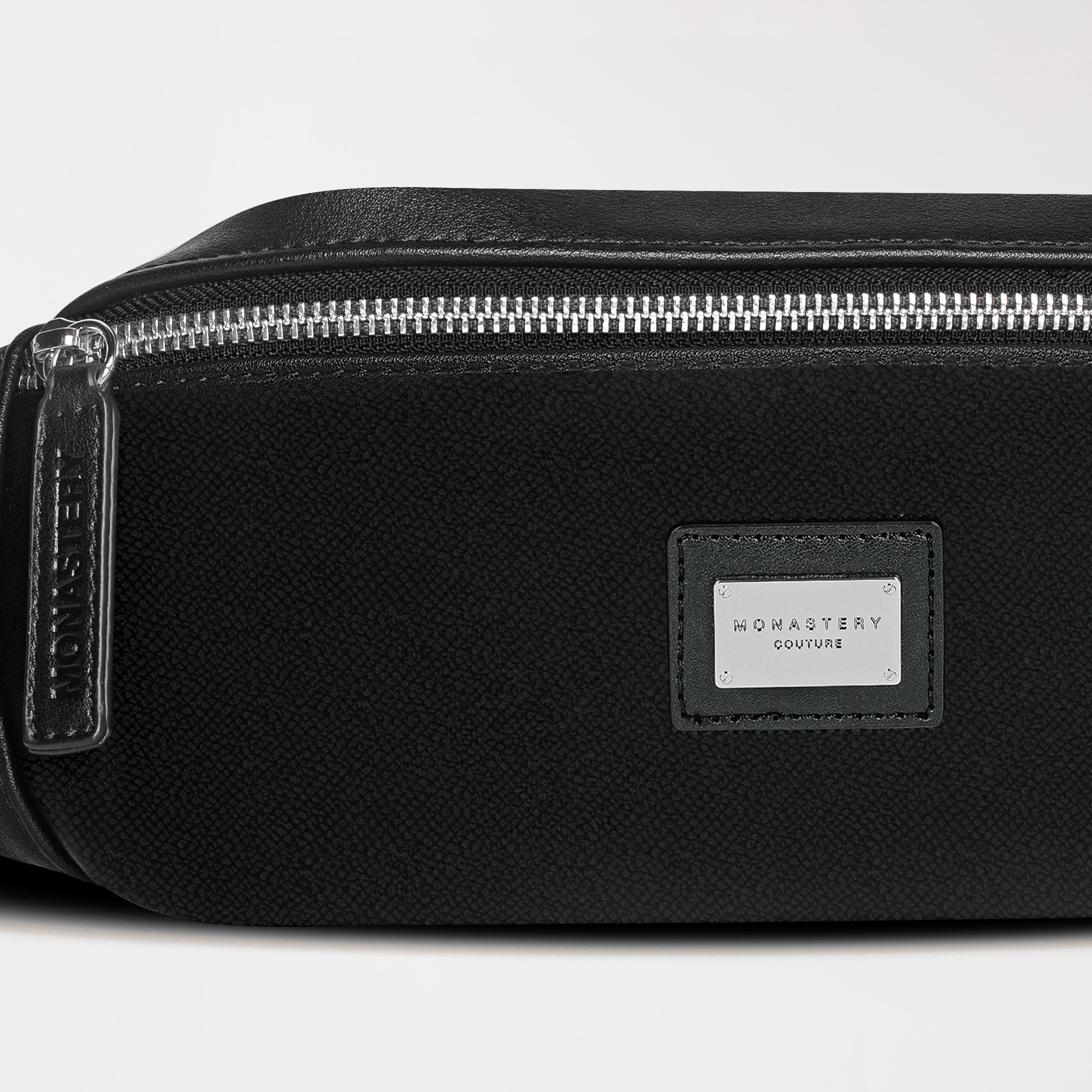 FANNYPACK FIURA