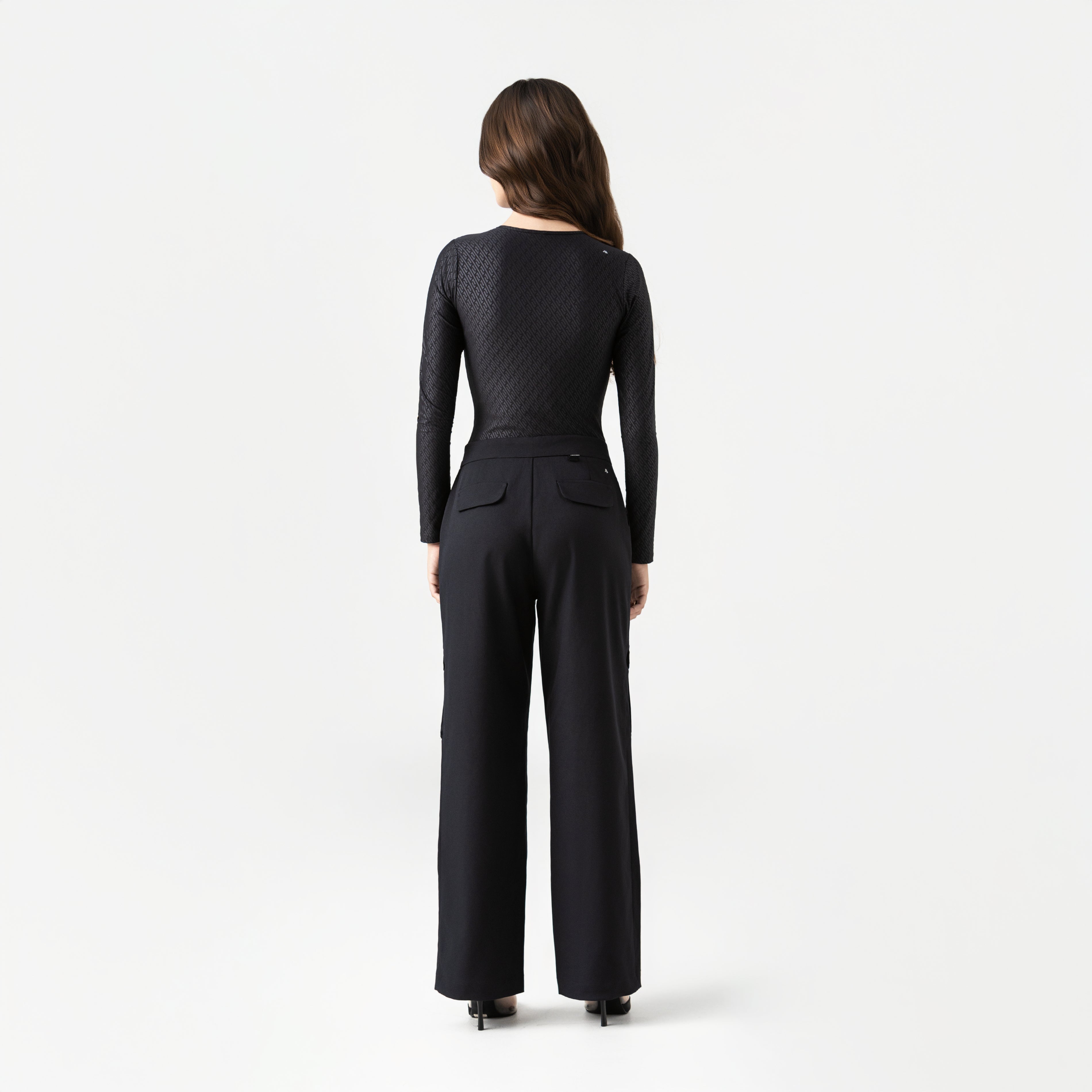 THUNDER BODY WOMEN BLACK